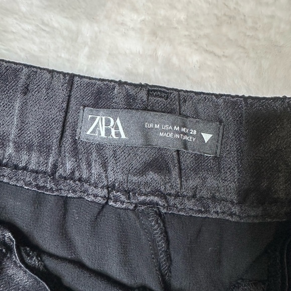 Zara Black Short - Picture 8 of 10